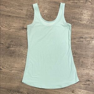 Women's Mint Scoop Neck Tank Top